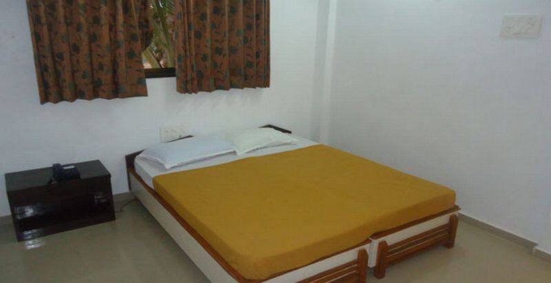 Hotel Srinath Residency, Dhar 4